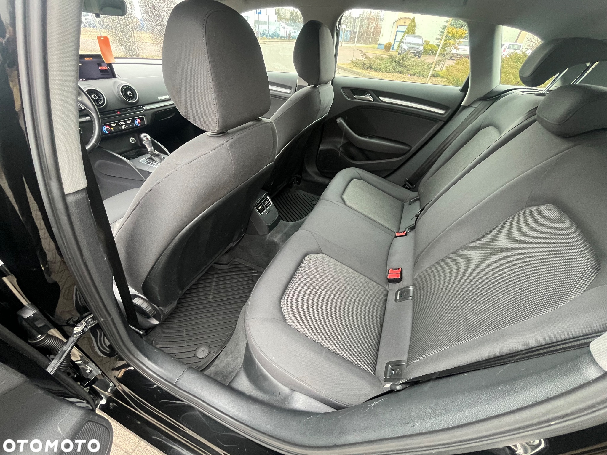 Audi A3 1.6 TDI Sportback S tronic - 11