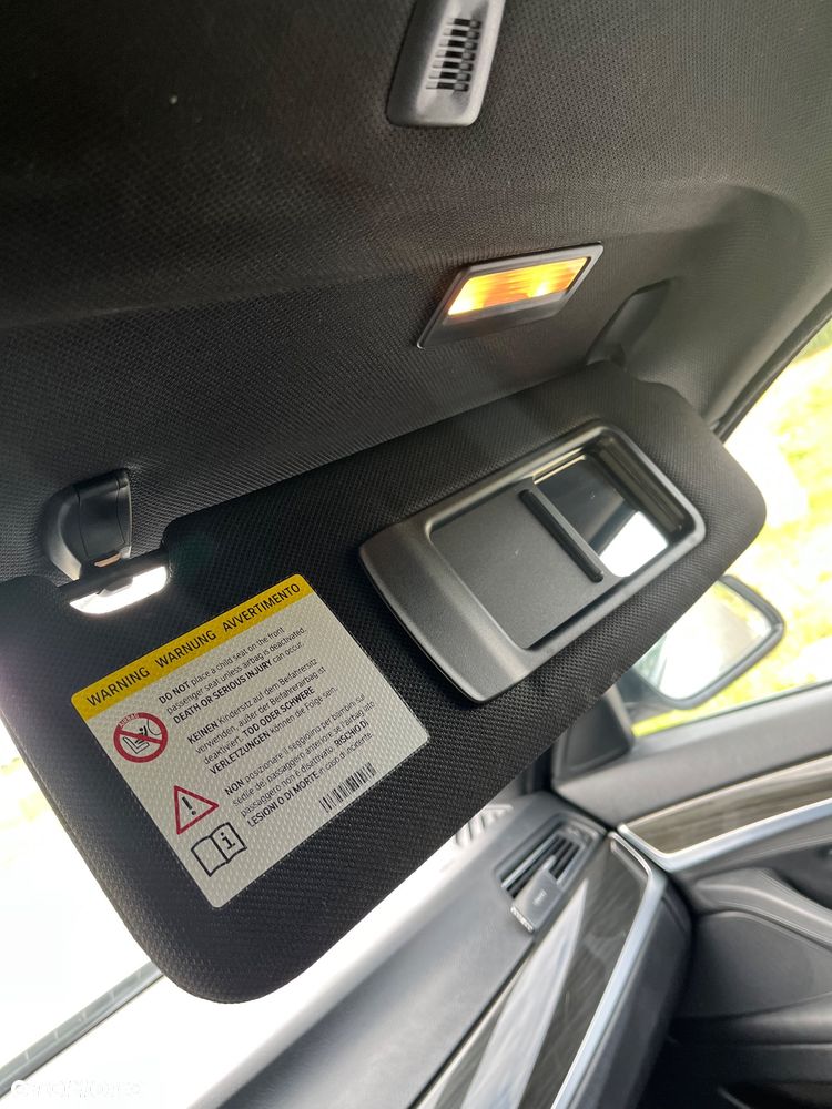 BMW Seria 5 525d xDrive Sport-Aut - 23