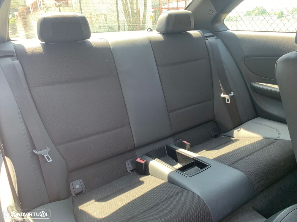 BMW 120 d Coupe Auto - 23