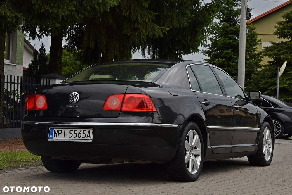 Volkswagen Phaeton - 5