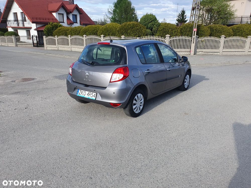 Renault Clio 1.2 16V Tech Run - 10