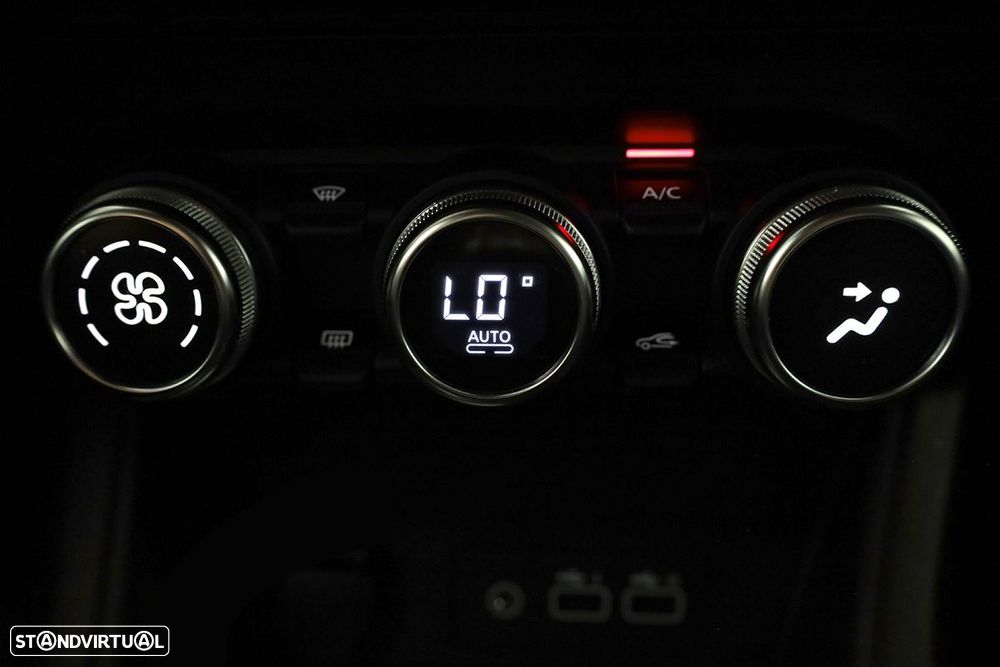 Renault Captur 1.0 TCe Techno Bi-Fuel - 13
