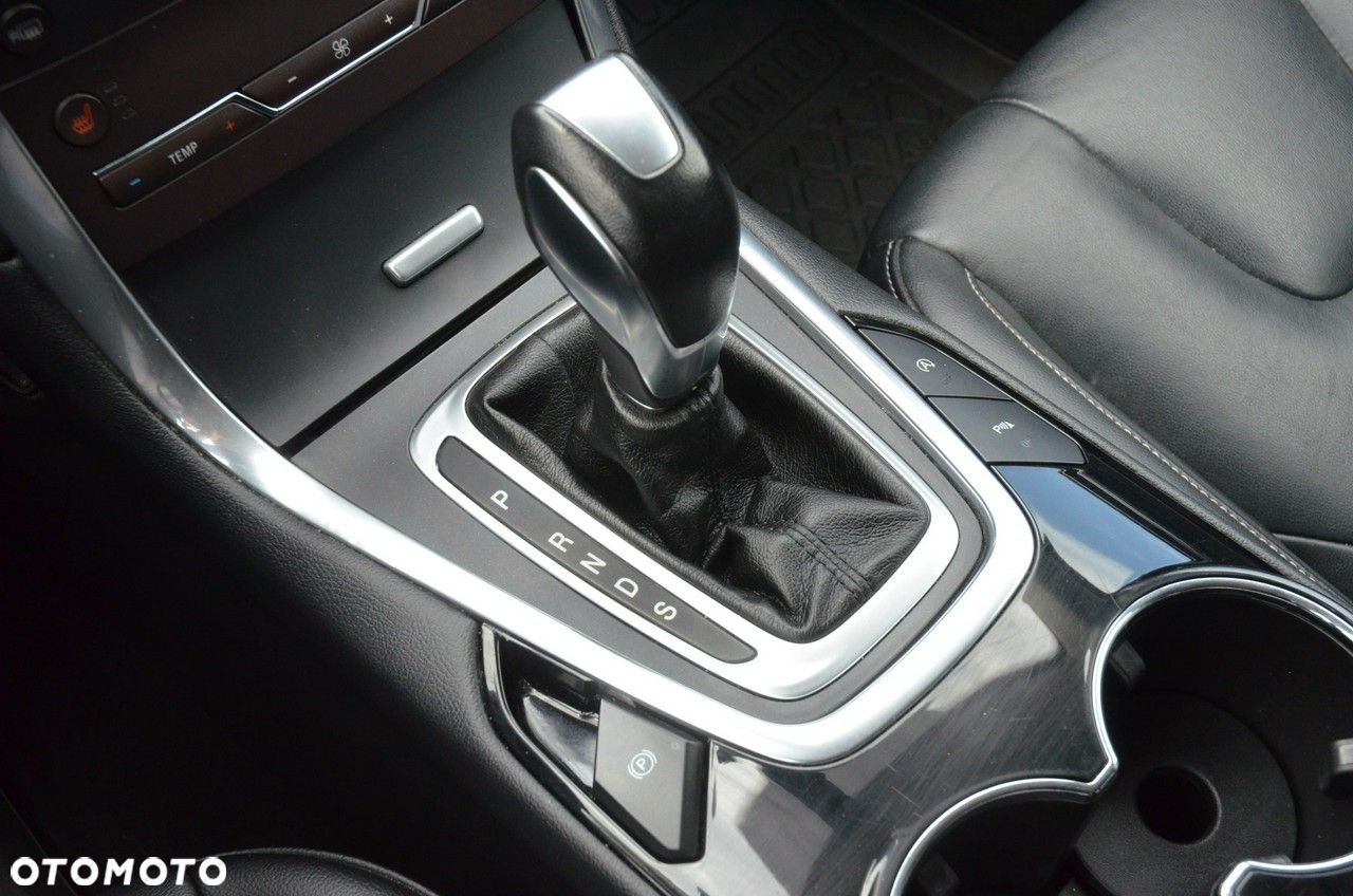 Ford S-Max 2.0 TDCi 4WD Titanium PowerShift - 23