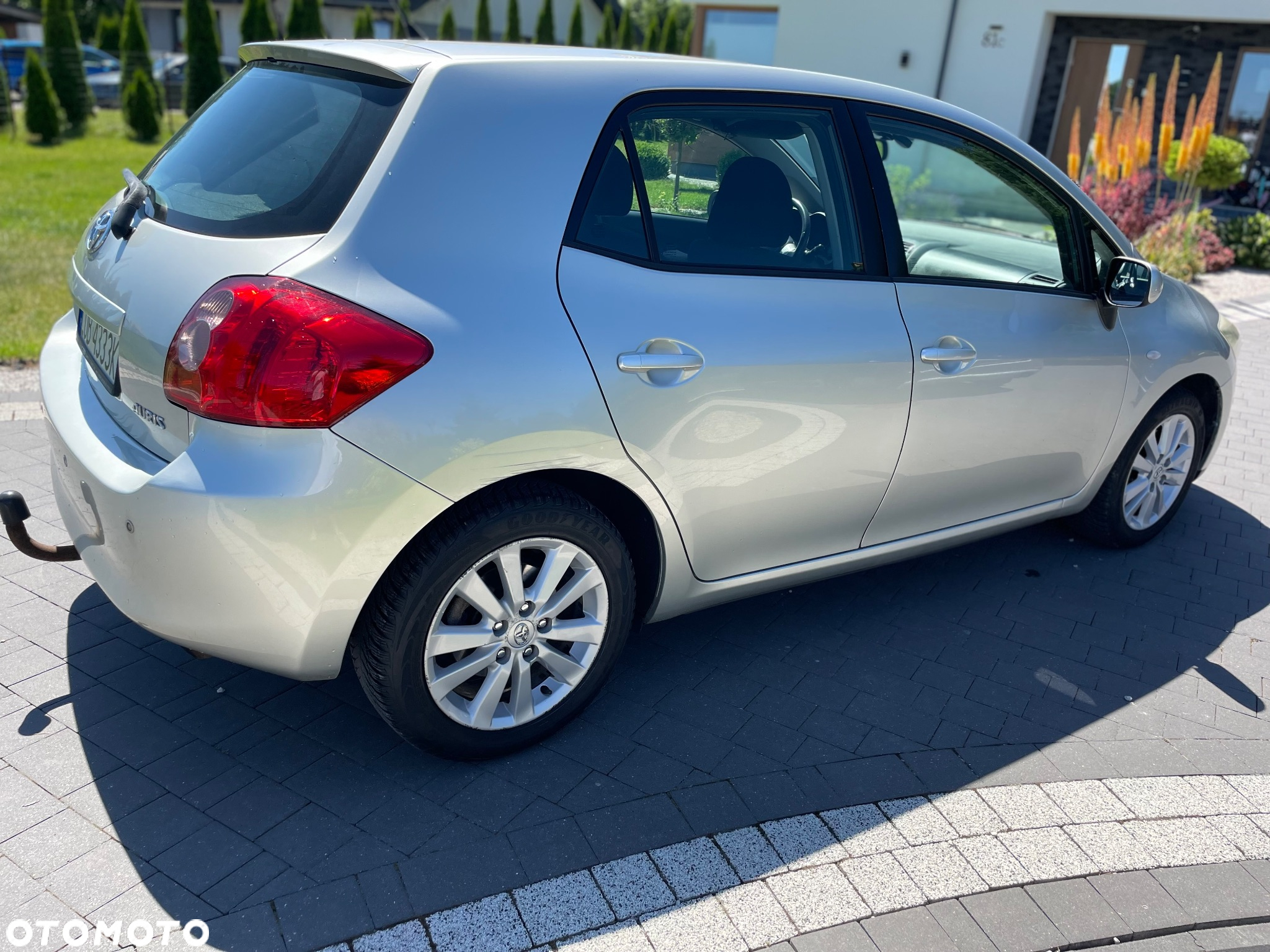 Toyota Auris 2.0 D-4D Sol - 4