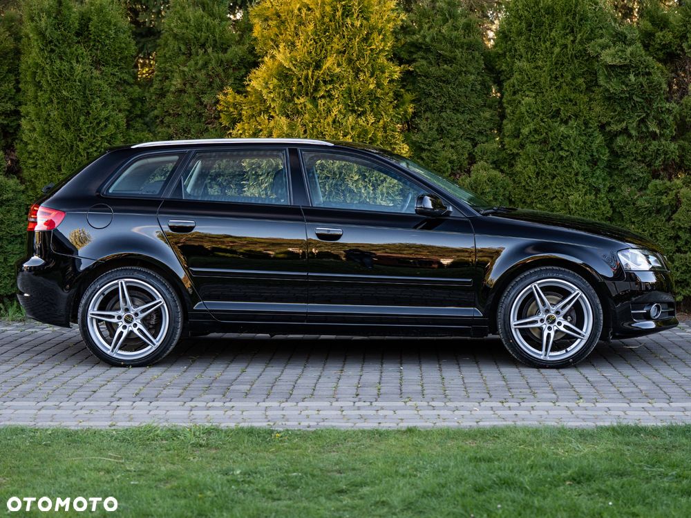 Audi A3 Sportback 1.2 TFSI Attraction - 5