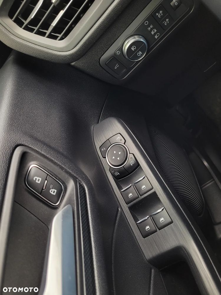 Ford Kuga 1.5 EcoBoost FWD ST-Line - 14