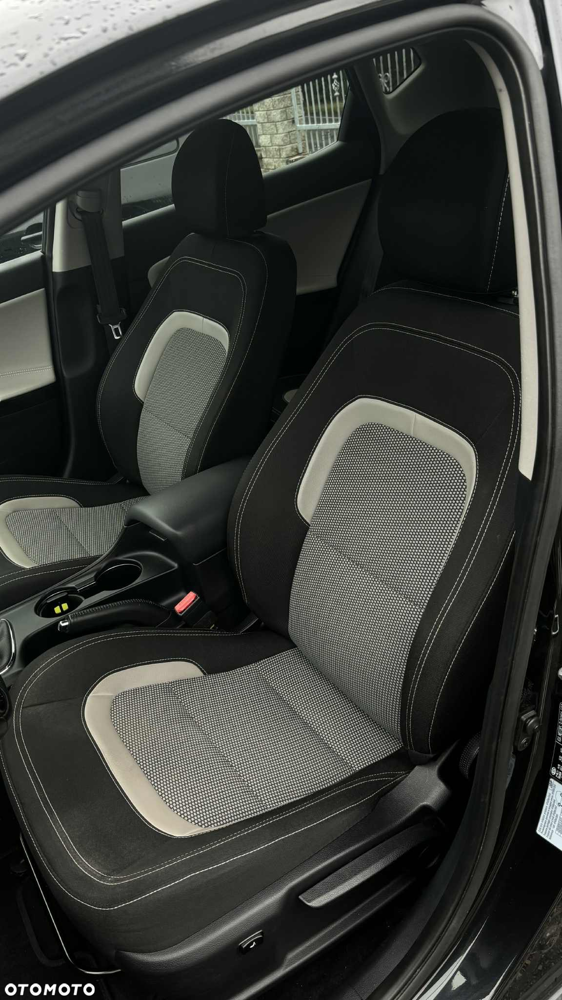 Kia Ceed - 14