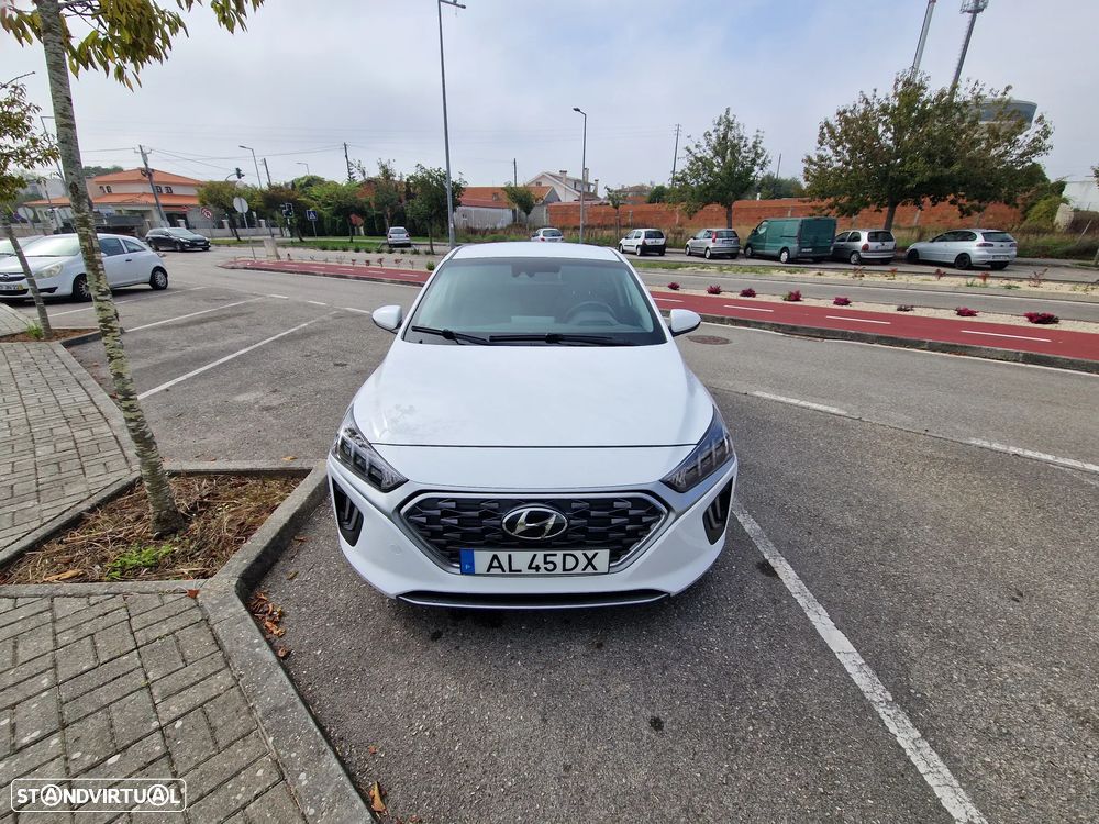 Hyundai Ioniq 1.6 GDI HEV - 4