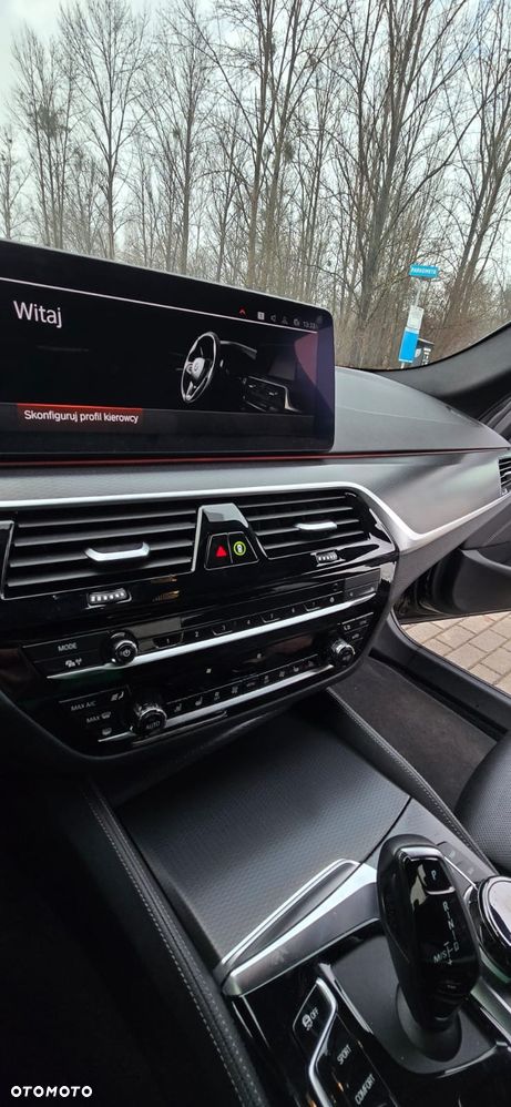 BMW Seria 5 530i - 16