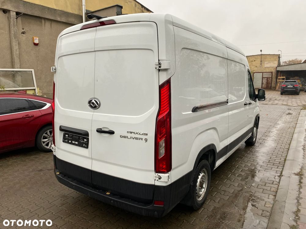 Maxus Deliver 9 - 3