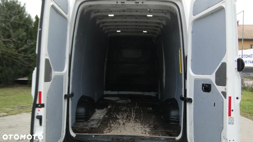 Volkswagen CRAFTER - 15