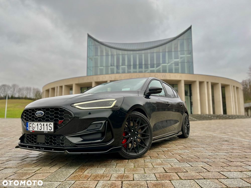 Ford Focus 2.3 EcoBoost ST X - 11