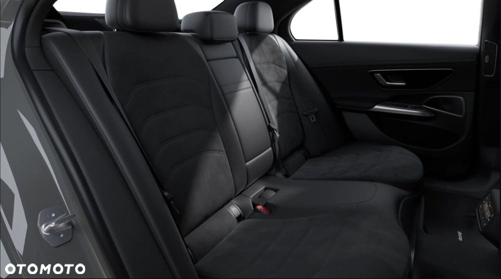 Mercedes-Benz Klasa E 450 d mHEV 4-Matic AMG 9G-Tronic - 11