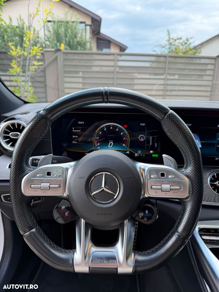 Mercedes-Benz AMG GT - 6
