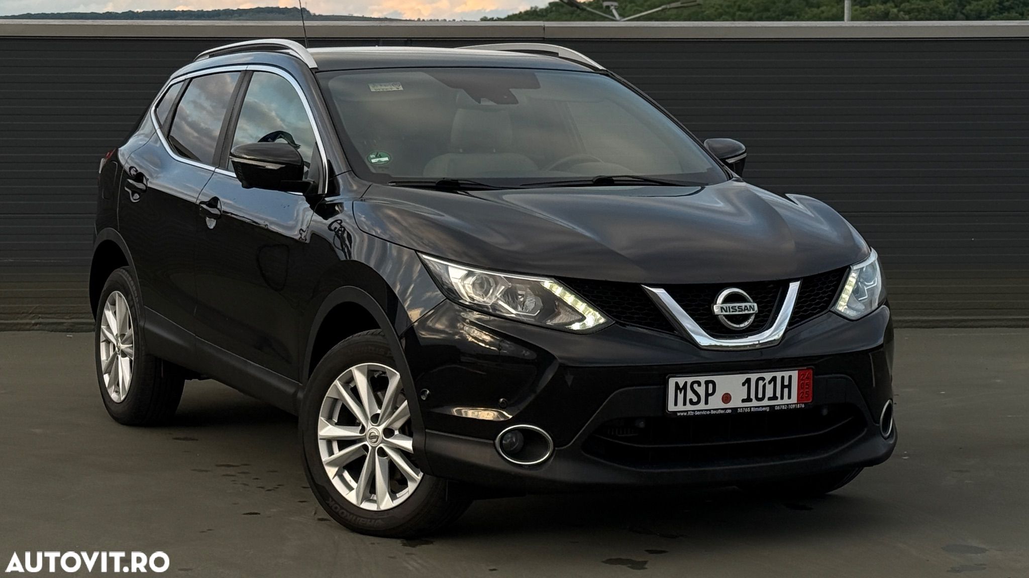 Nissan Qashqai 1.6 DCI Start/Stop 4X4-i Tekna - 1