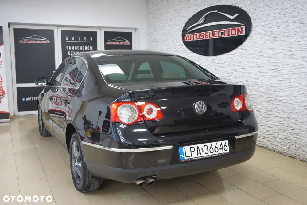 Volkswagen Passat 2.0 TDI DSG Comfortline - 6