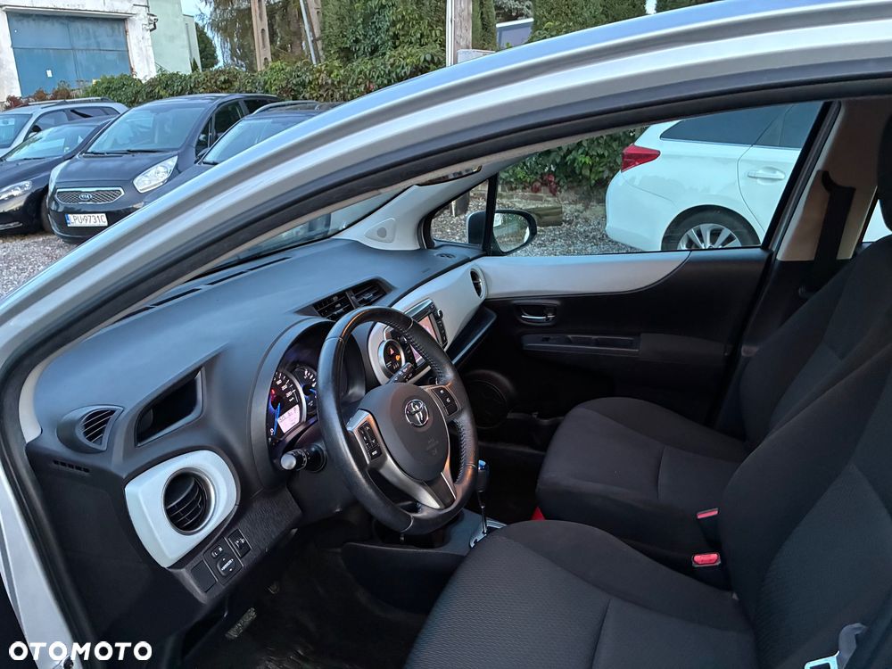 Toyota Yaris 1.5 VVT-i - 9