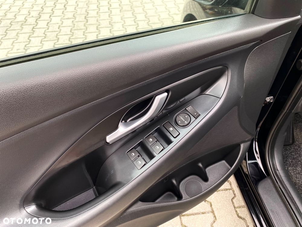 Hyundai i30 - 11