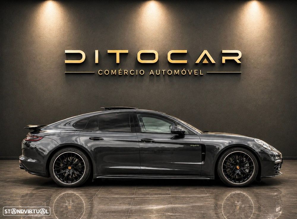 Porsche Panamera 4 E-Hybrid Platinum Edition - 9
