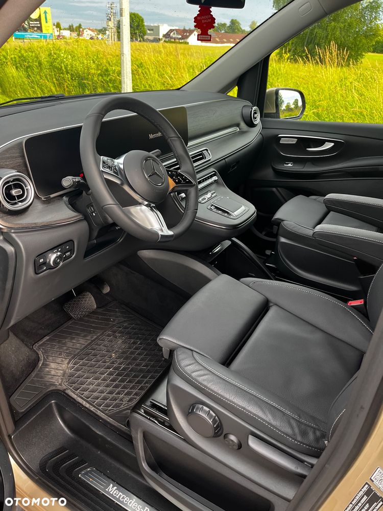 Mercedes-Benz Klasa V 220 d 4-Matic Avantgarde 9G-Tronic (d³ugi) - 7
