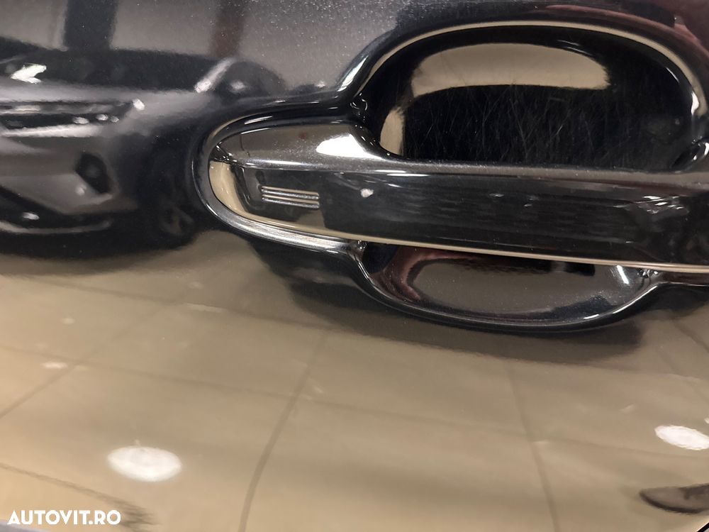 Toyota C-HR Lounge - 37