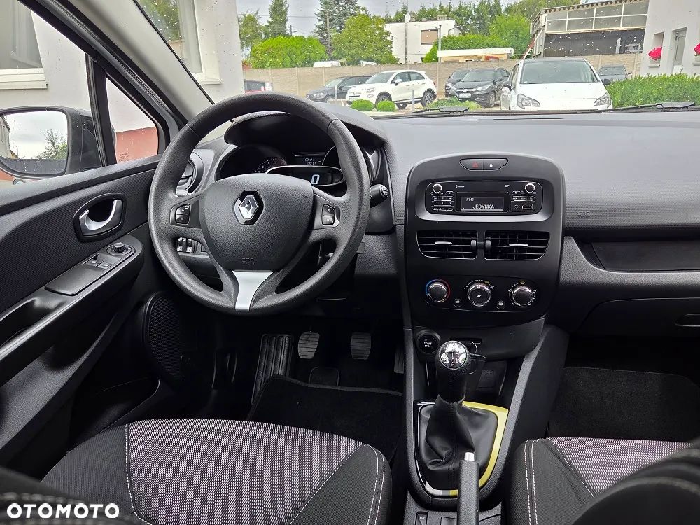Renault Clio 1.2 16V Life EU6 - 11