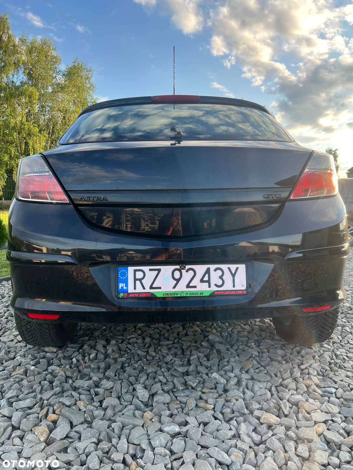 Opel Astra III GTC 1.6 Enjoy - 6