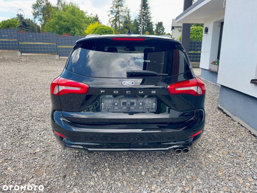 Ford Focus - 8