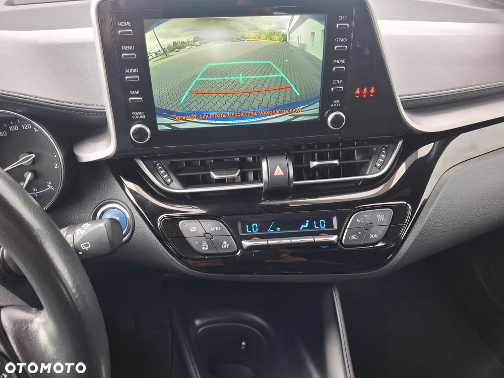 Toyota C-HR - 32