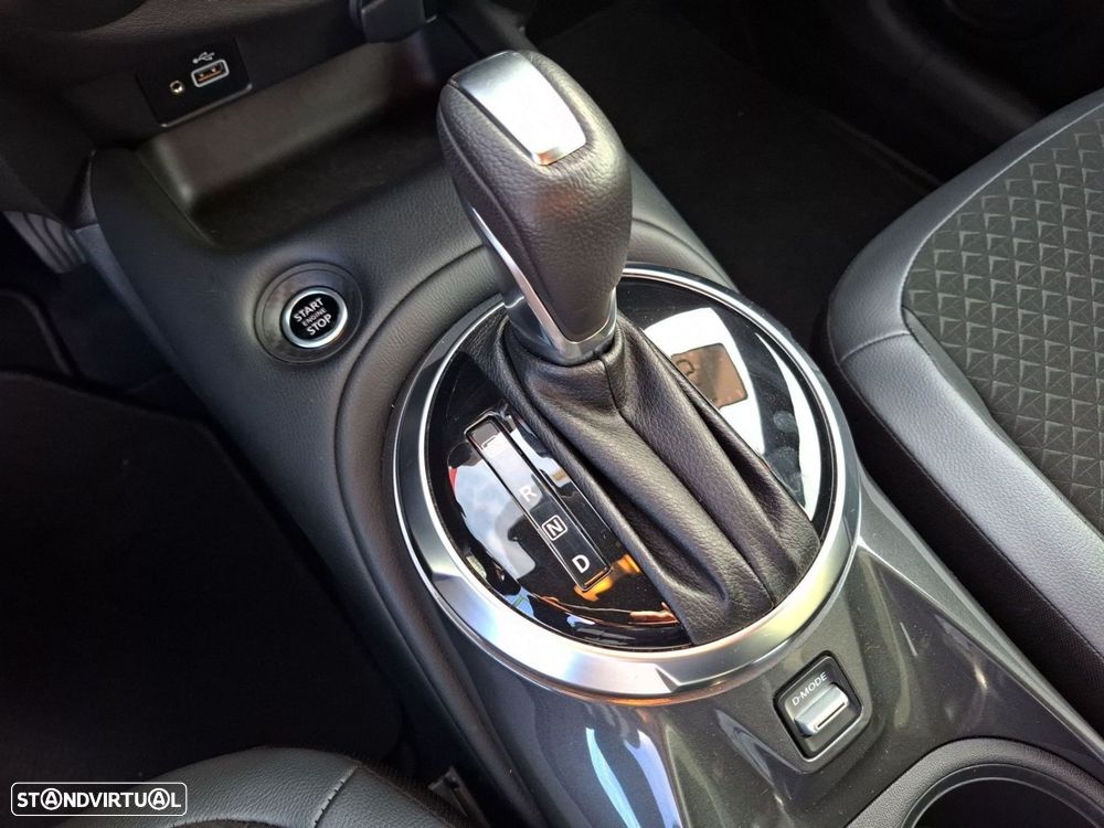 Nissan Juke 1.0 DIG-T N-Connecta DCT - 9