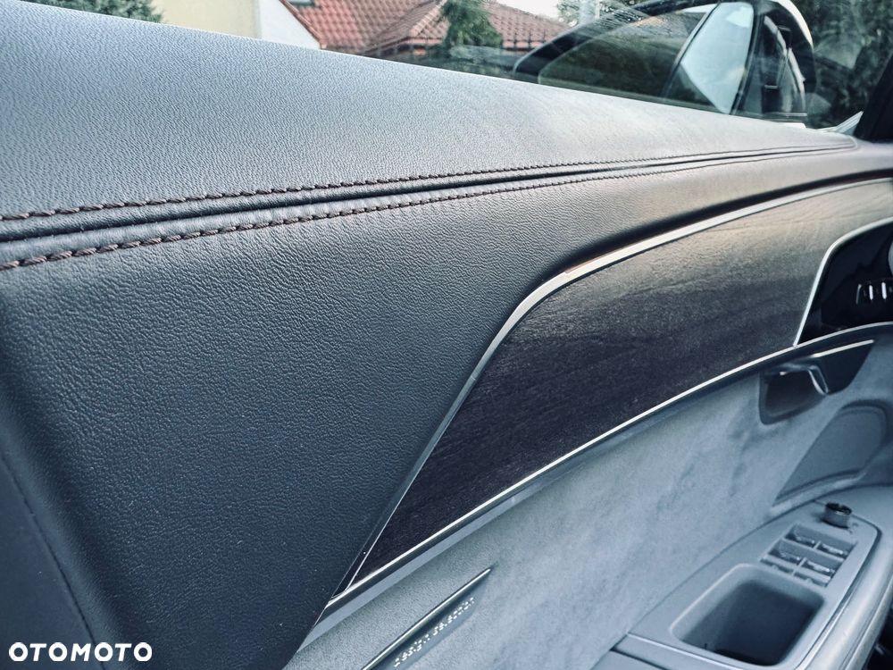 Audi A8 55 TFSI mHEV Quattro Tiptr - 21