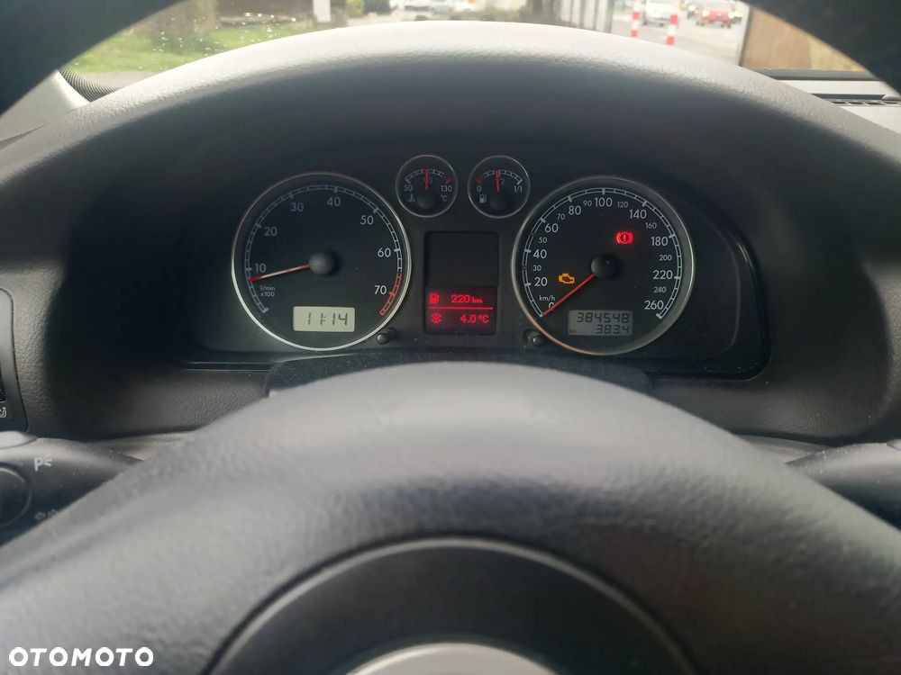 Volkswagen Passat 2.0 Highline - 6