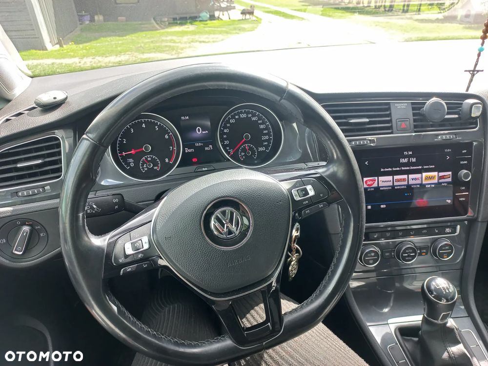Volkswagen Golf - 13