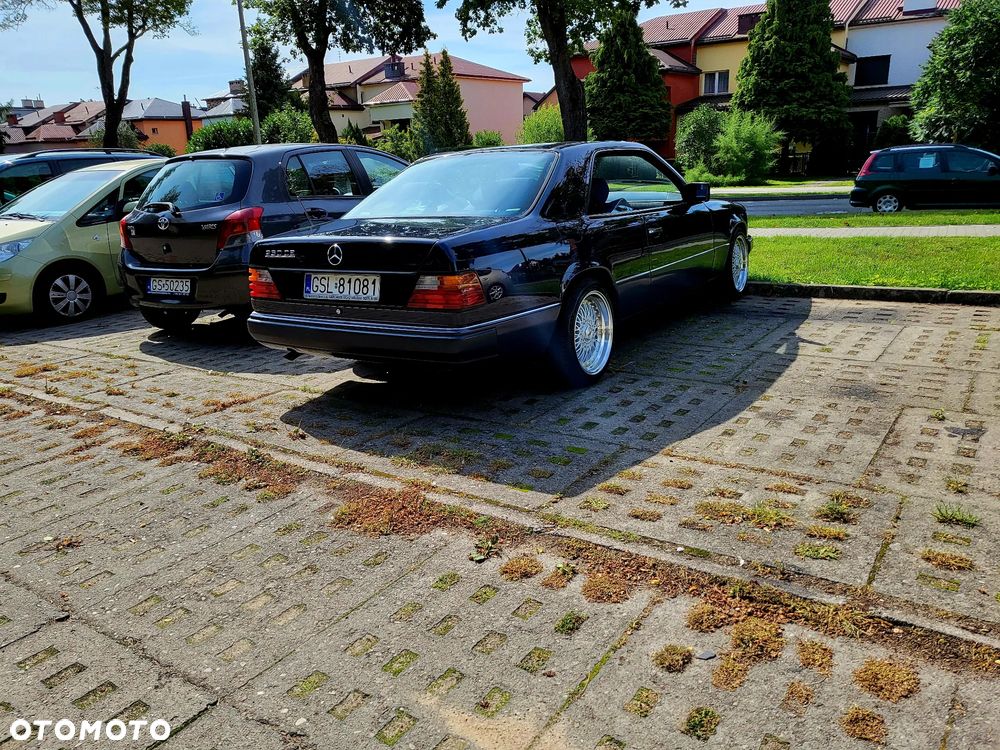 Mercedes-Benz W124 (1984-1993) - 15