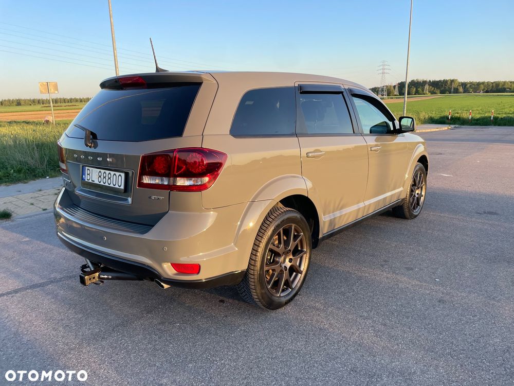 Dodge Journey - 4