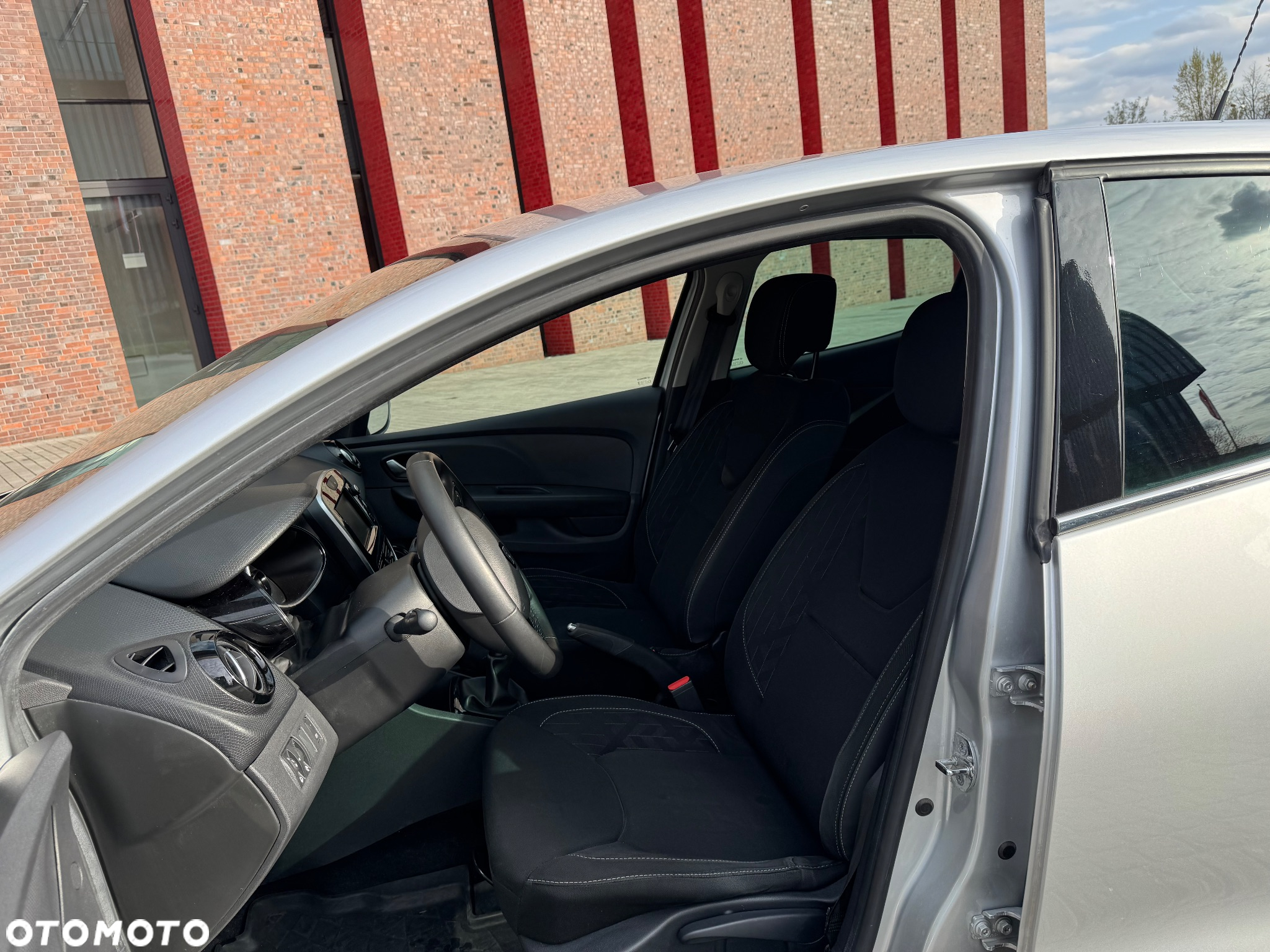 Renault Clio 1.5 dCi Energy Limited 2018 - 9
