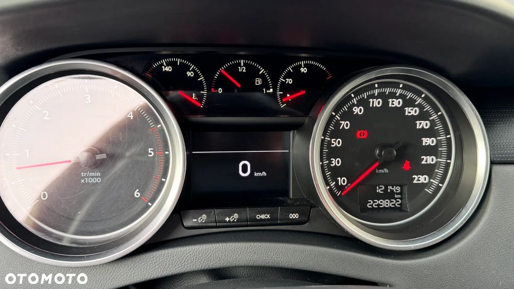 Peugeot 508 2.0 BlueHDi Allure S&S - 16