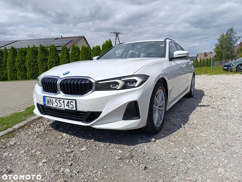 BMW Seria 3 320d xDrive mHEV - 2