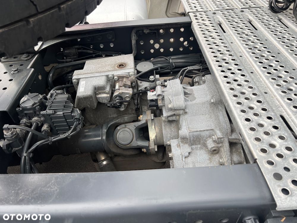 Mercedes-Benz ACTROS L MP5poliftowy  prokontraktowy - 15