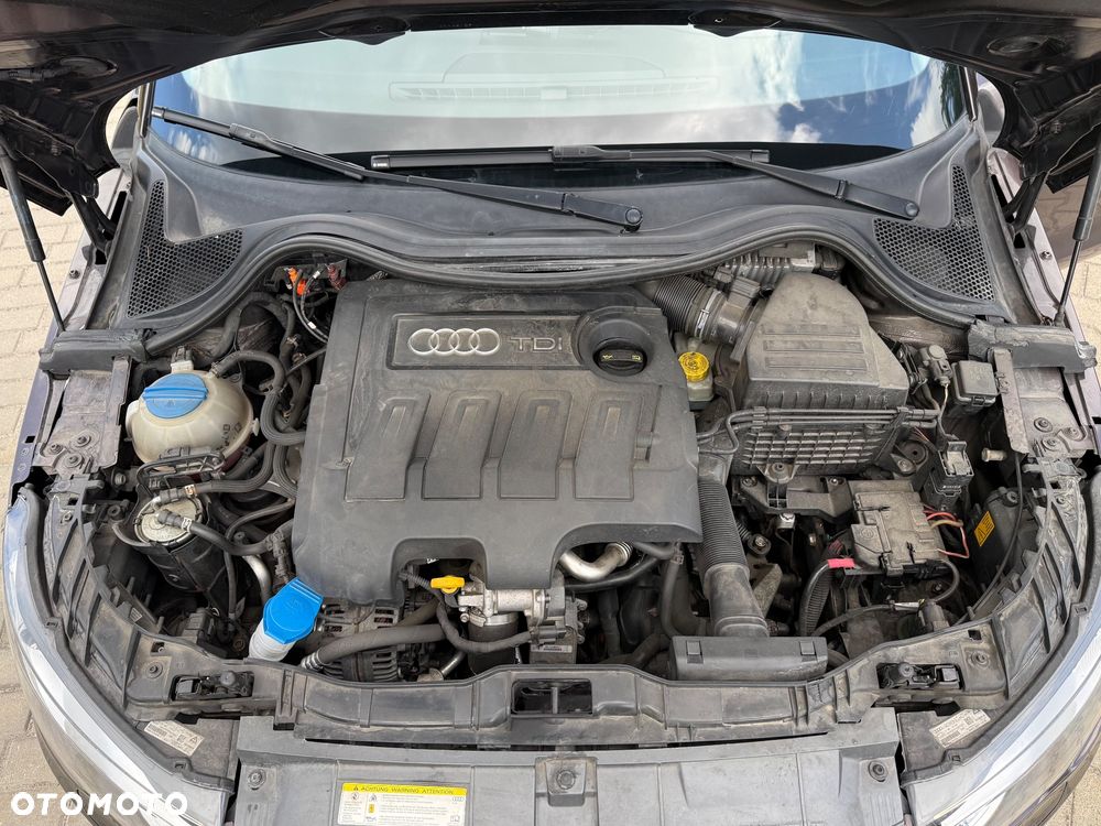 Audi A1 Sportback 1.6 TDI Attraction - 11