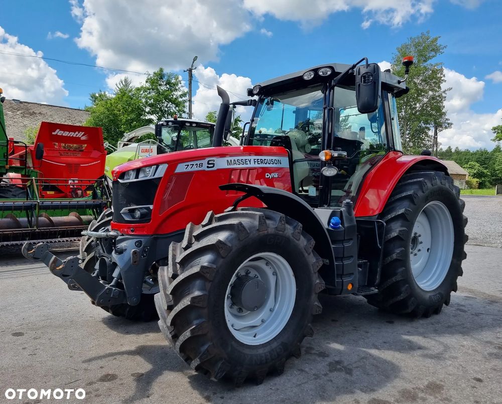 Massey Ferguson 7718S - 23