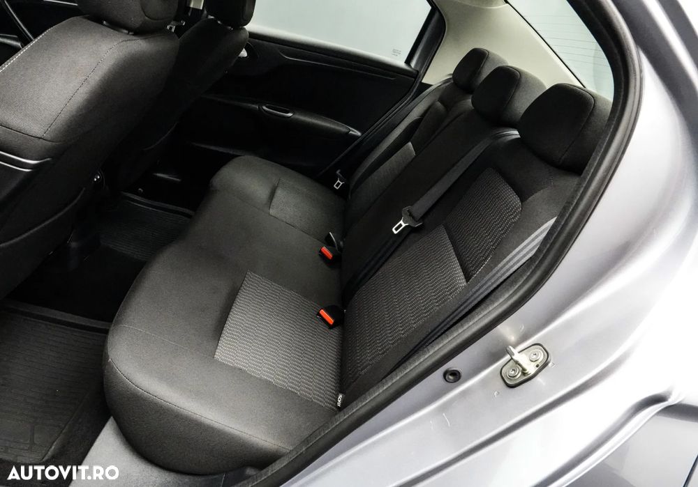 Peugeot 301 1.5 BlueHDI FAP Allure - 15