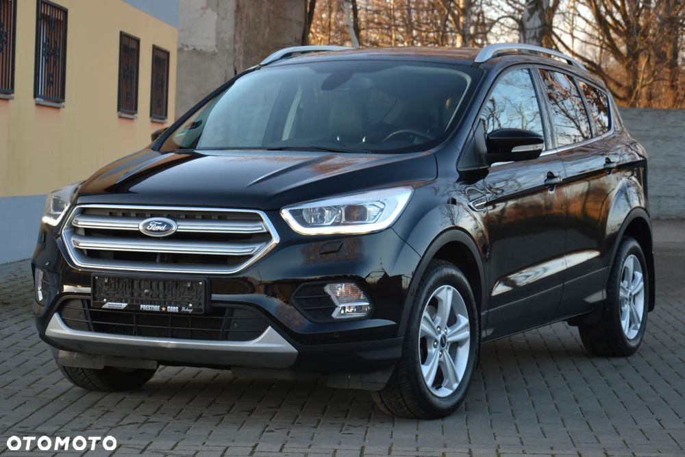 Ford Kuga 1.5 EcoBoost 2x4 Titanium
