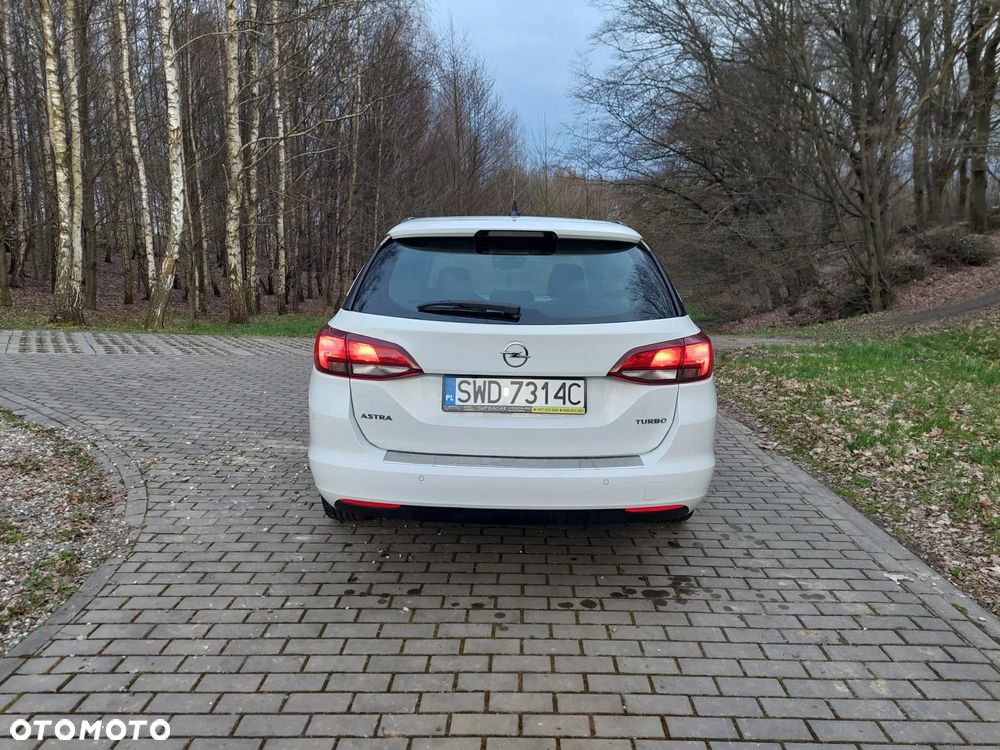Opel Astra - 4