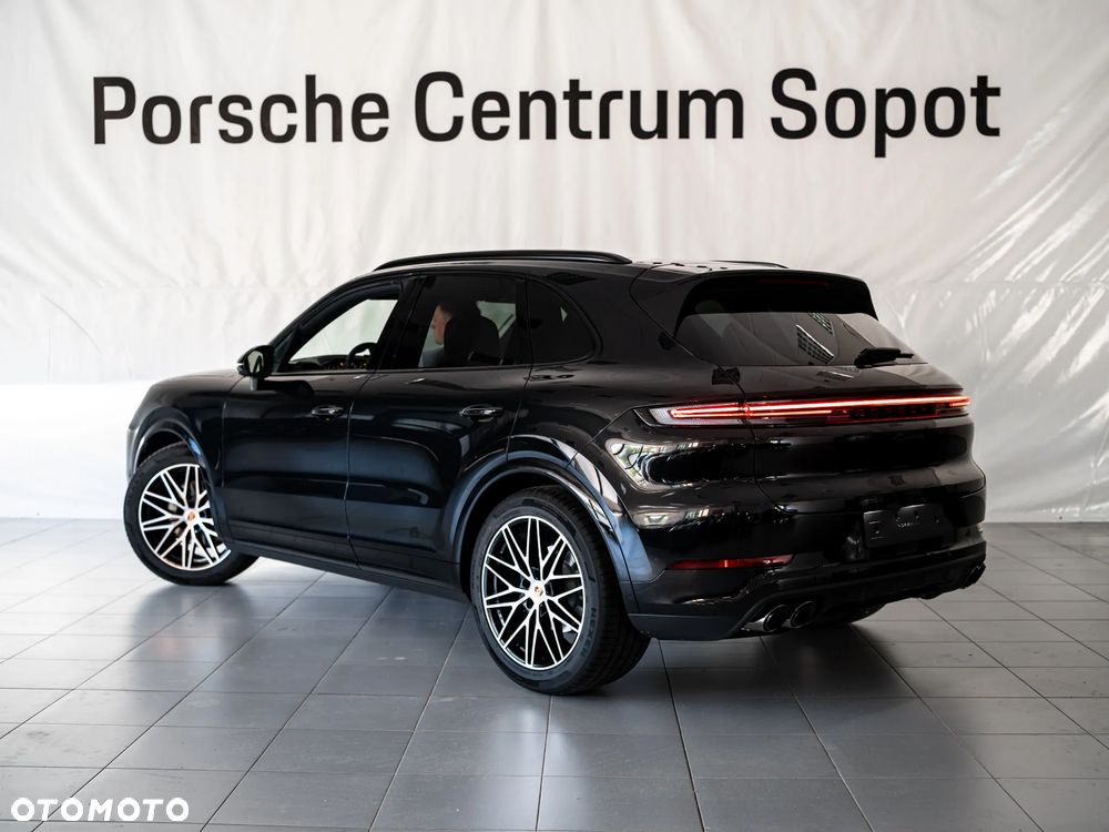 Porsche Cayenne Black Edition - 4