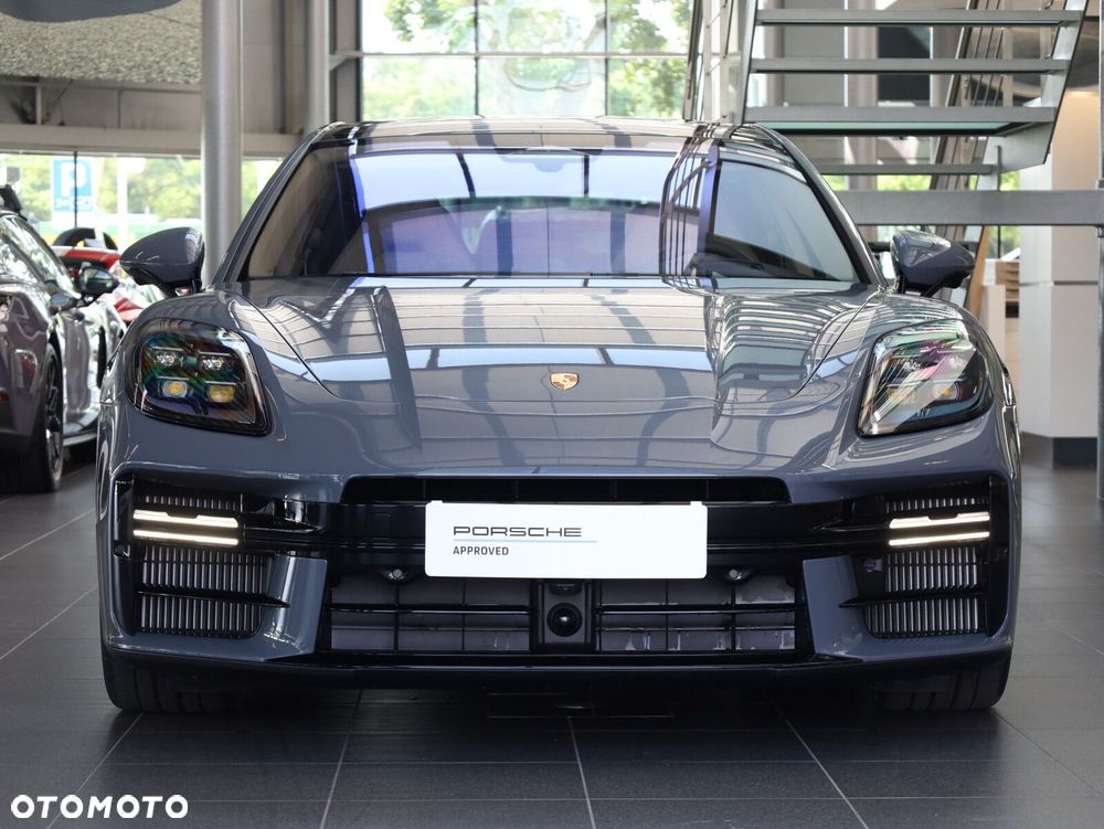 Porsche Panamera - 8