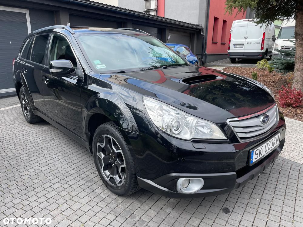 Subaru Outback 2.0 D Comfort - 1