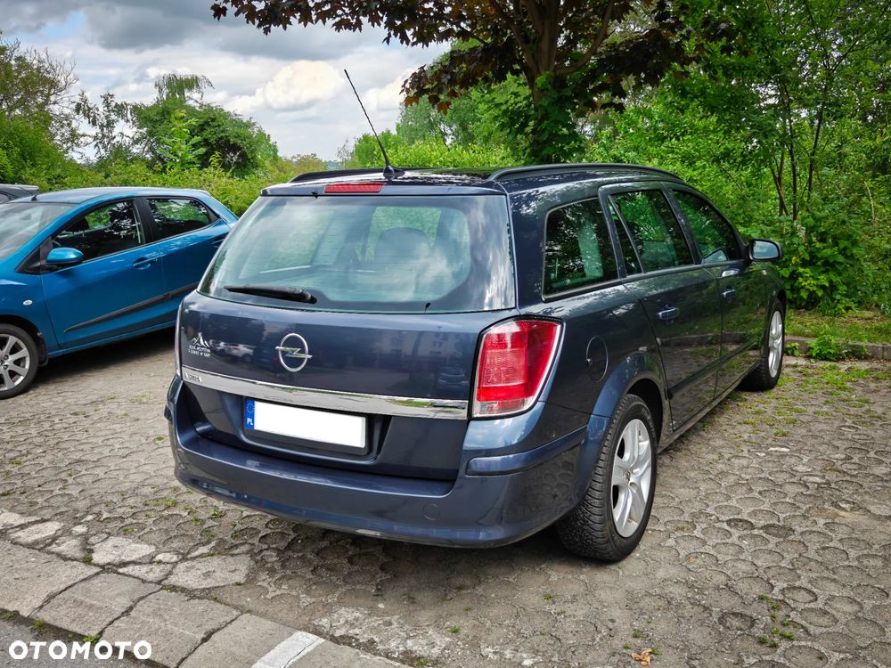 Opel Astra 1.6 Enjoy - 4