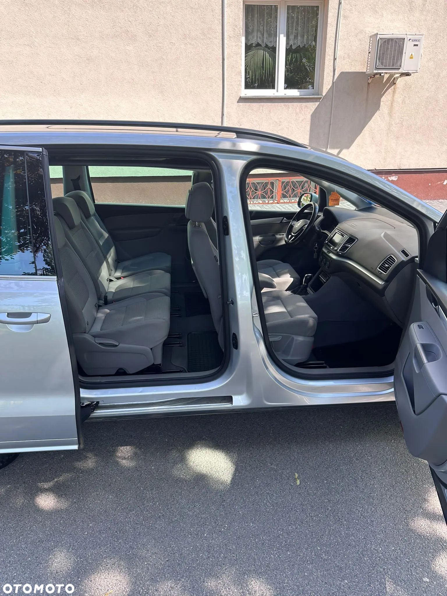 Volkswagen Sharan 2.0 TDI BMT Comfortline DSG - 8