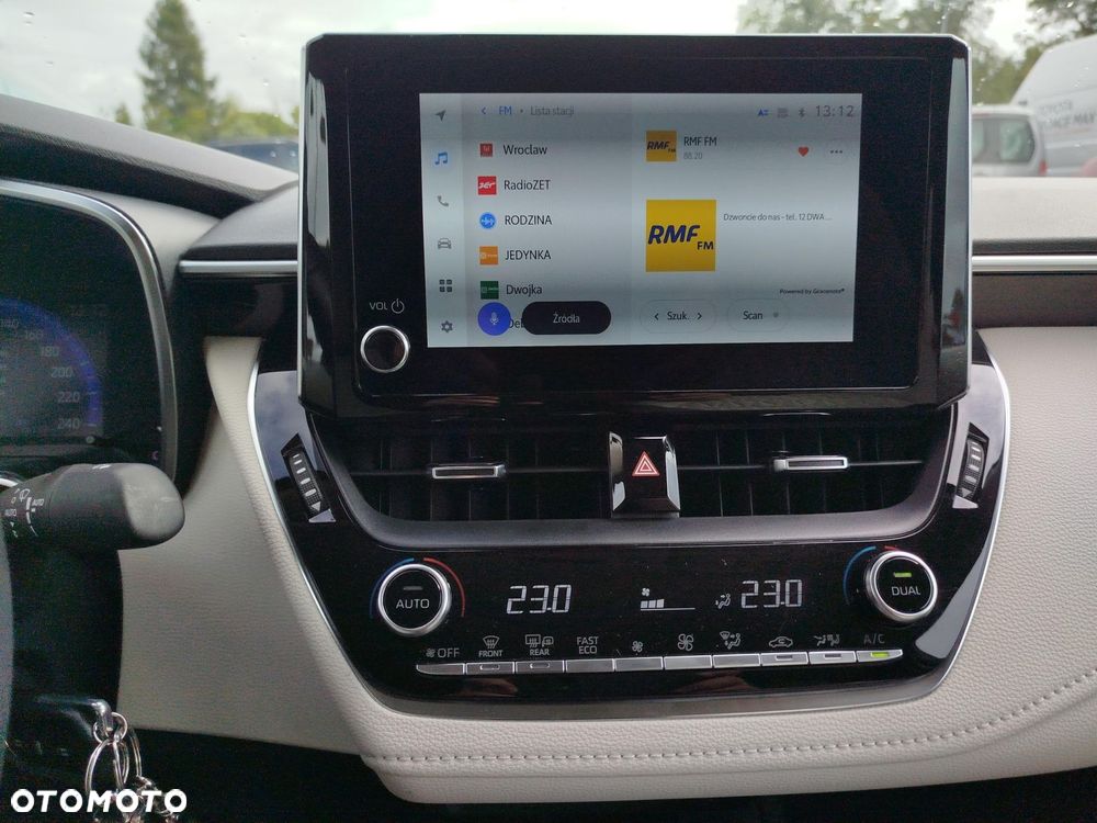 Toyota Corolla - 13
